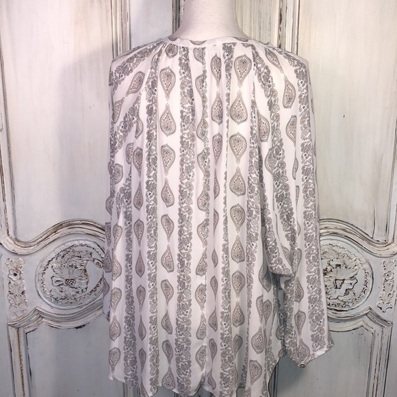 Cotton On  Designed in Australia Long Sleeve Poets Blouse Size Medium - Picture 7 of 9